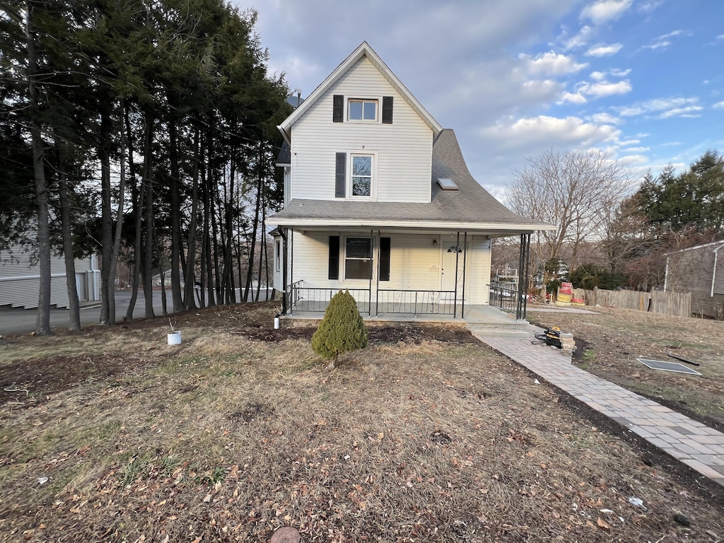 view of front of house with covered porch