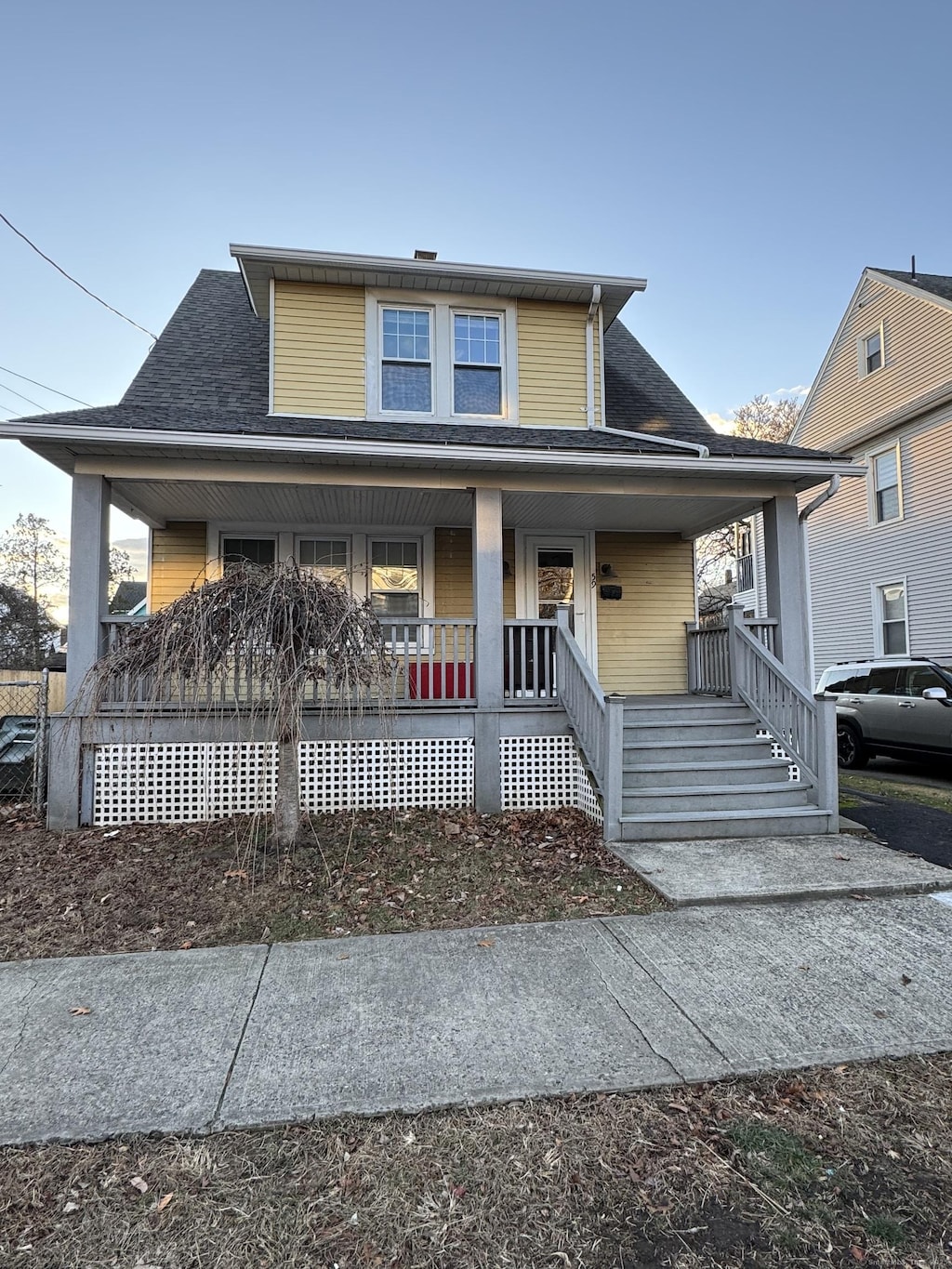 view of front of property with a porch