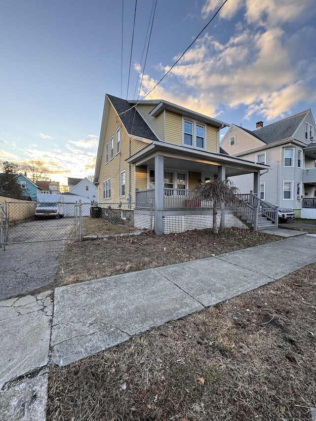 view of front facade featuring covered porch