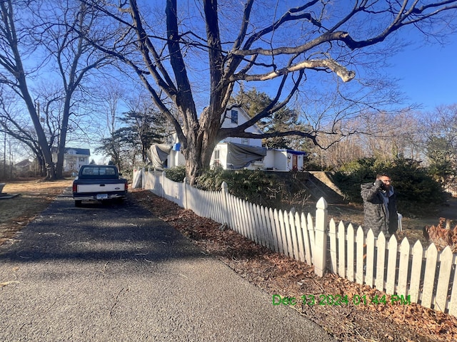 view of home's exterior