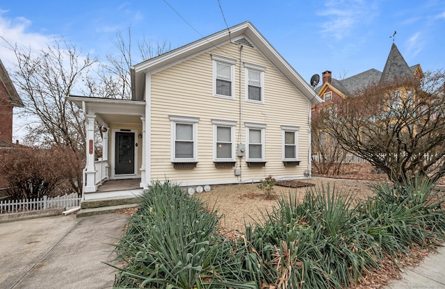 view of front of home