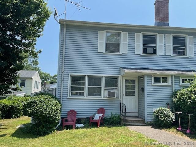 137 Marsh Way, Stratford, CT 06614 - view of front of house featuring a front yard