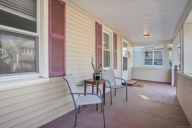 view of patio featuring covered porch