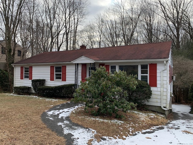 view of front of property