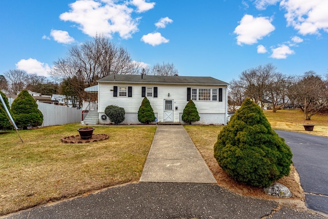 view of front of house with a front yard