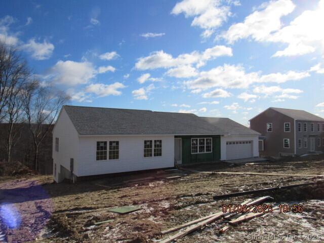43 Warm Earth Rd, Naugatuck, CT 06770 - photo 1