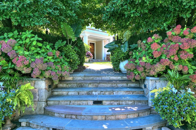 39 Keelers Ridge Rd, Wilton, CT 06897 - view of stairway