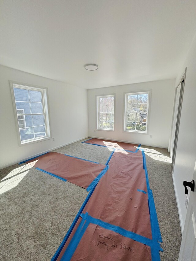 16 Red Bridge Rd, Thompson, CT 06255 - bedroom featuring carpet flooring