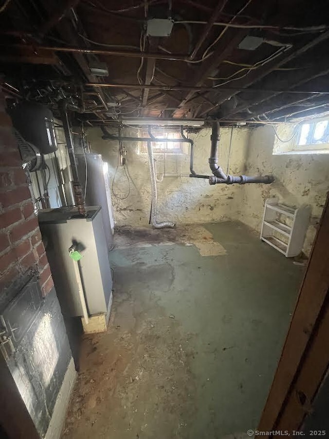 191 Anson St, Stratford, CT 06614 - basement featuring water heater