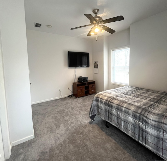 bedroom with carpet flooring and ceiling fan