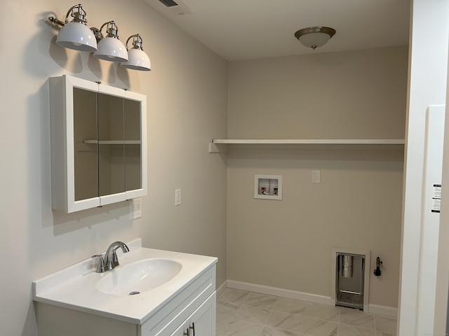 bathroom with vanity