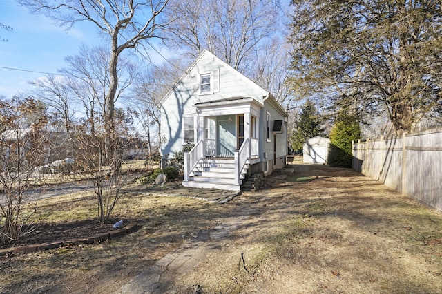 view of front of property