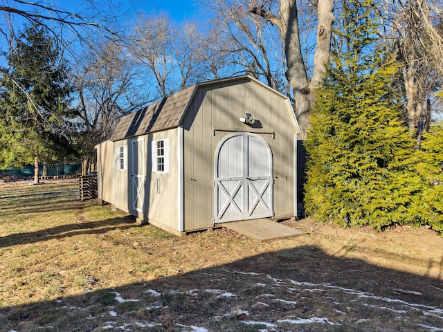 view of outdoor structure