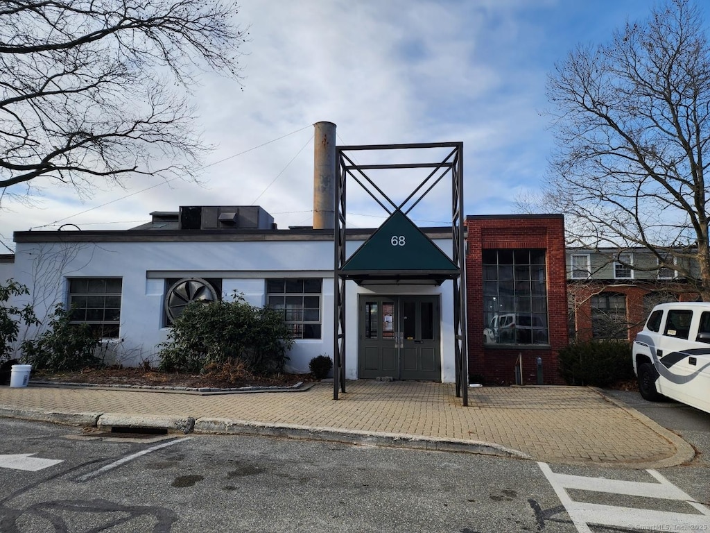 view of building exterior