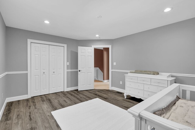 bedroom featuring recessed lighting, baseboards, and wood finished floors