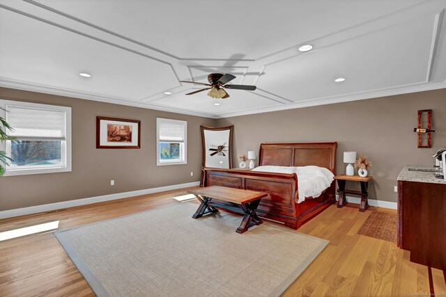 bedroom featuring recessed lighting, crown molding, light wood finished floors, baseboards, and ceiling fan