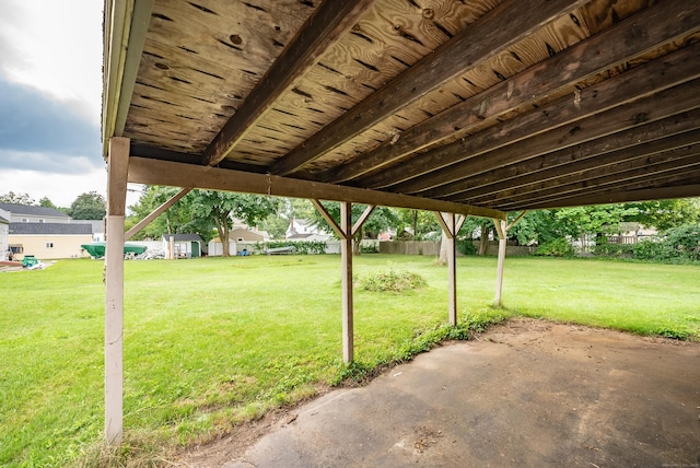 view of yard featuring a patio