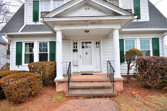 view of property entrance