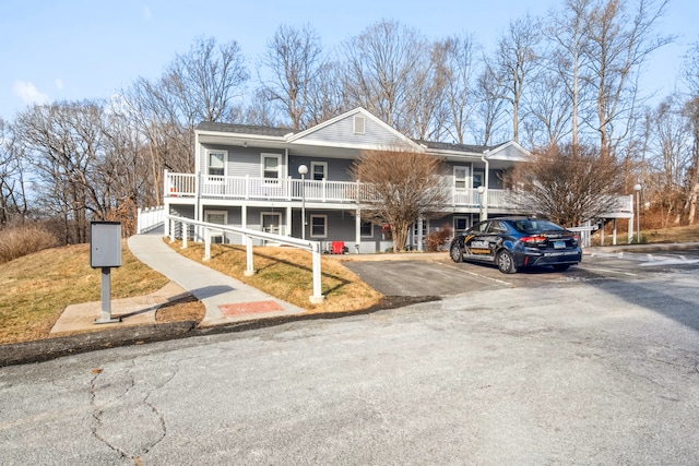 view of front of home featuring covered porch