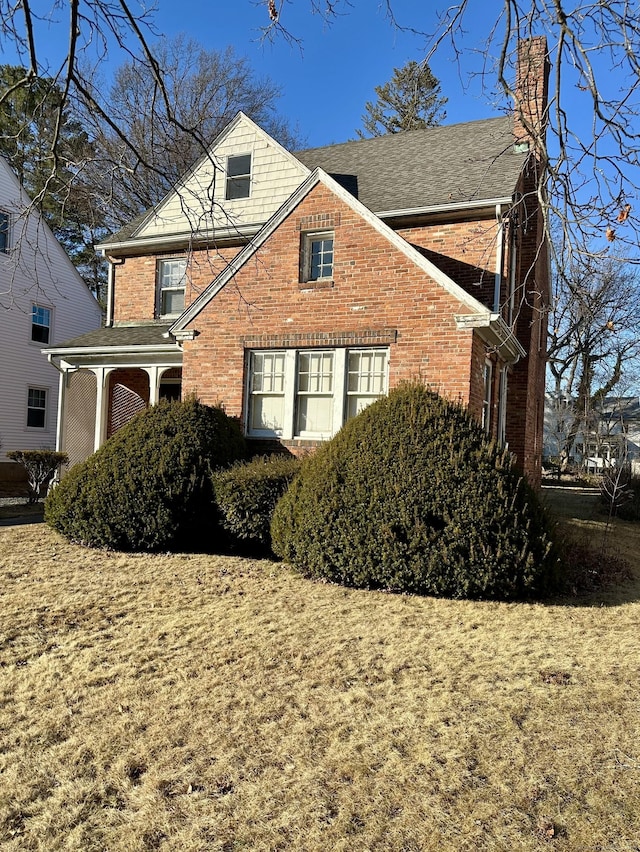 view of side of home