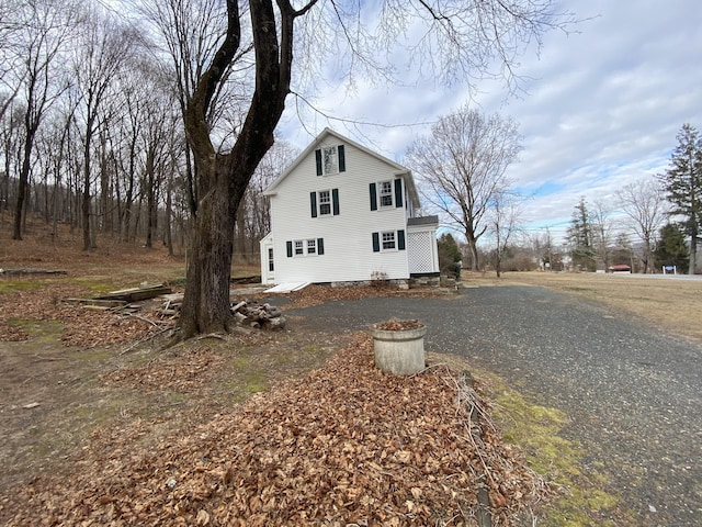 view of home's exterior