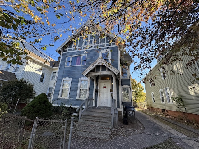 view of front facade