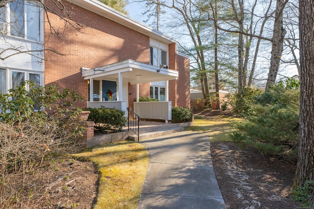 view of front of house