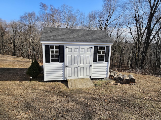 view of outbuilding