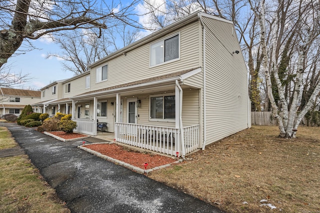 view of front of house featuring a porch