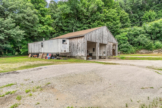 view of outbuilding