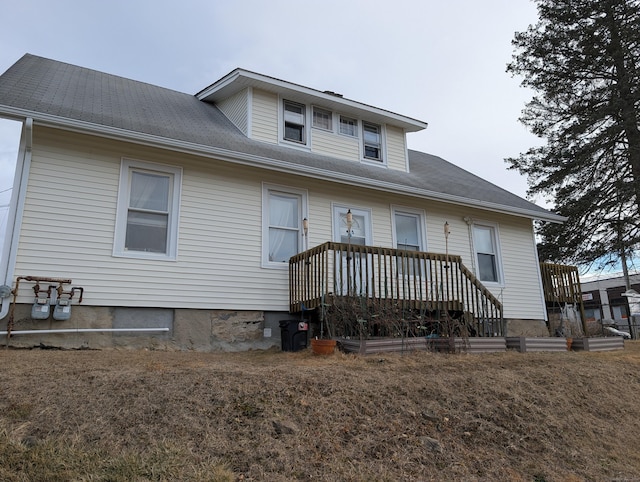 view of front facade featuring a deck