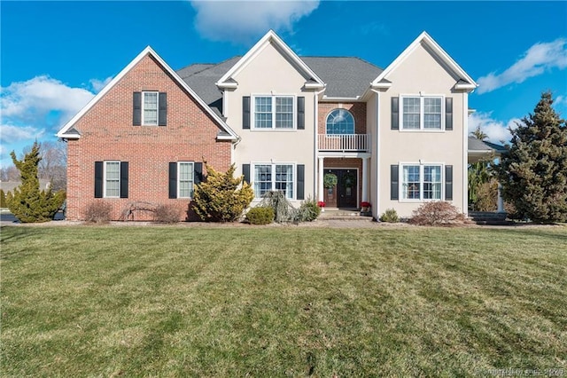 front of property featuring a front yard