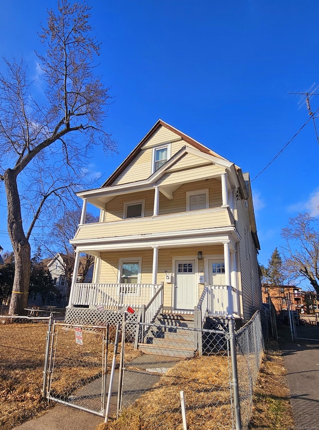 view of front of property featuring covered porch