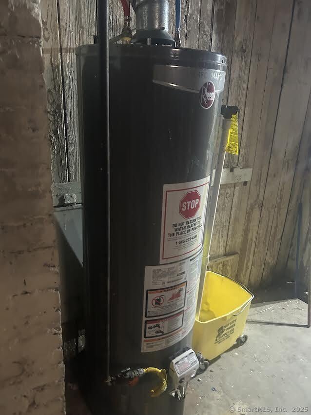 utilities featuring gas water heater