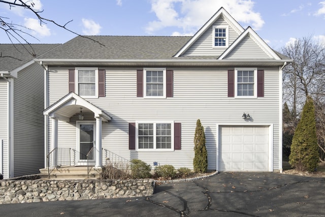 view of front facade featuring a garage