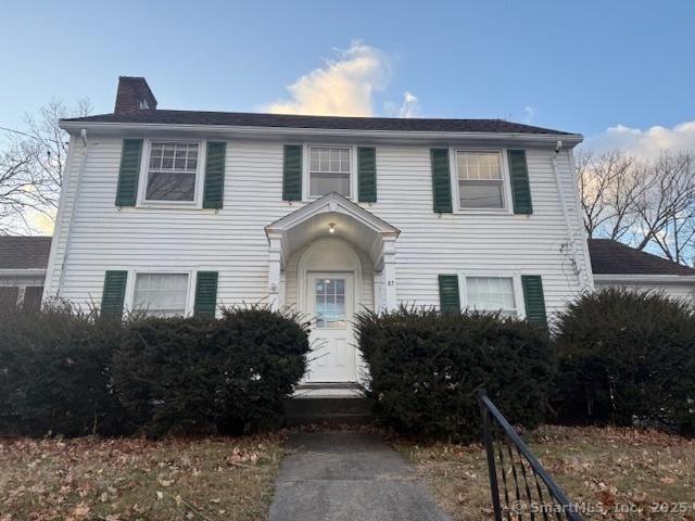 view of colonial inspired home