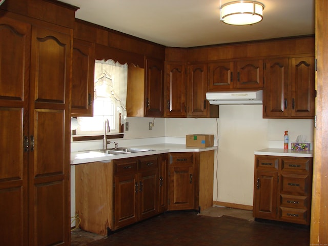 kitchen featuring sink