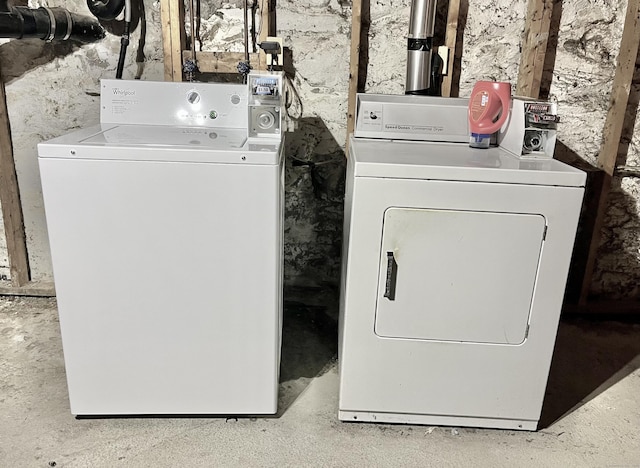 laundry area with washer and clothes dryer