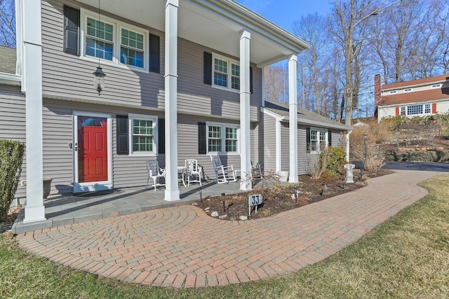 view of front of house with a porch