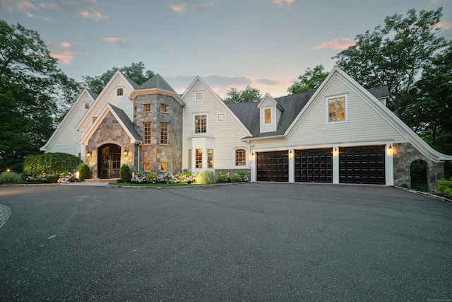 view of front facade featuring a garage