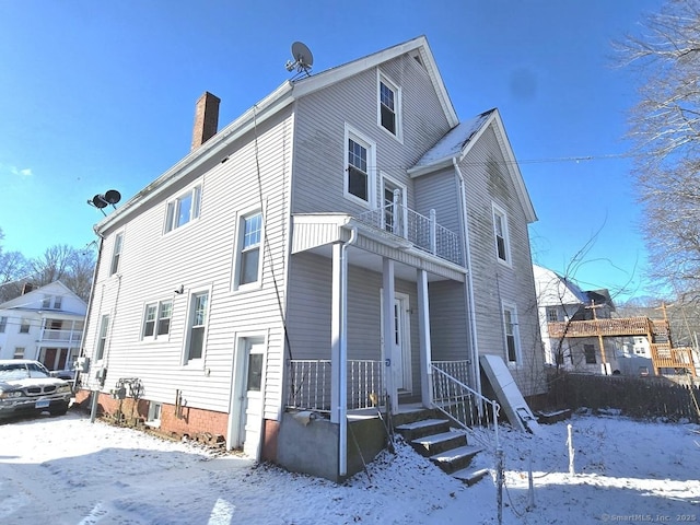 view of front of property with a porch