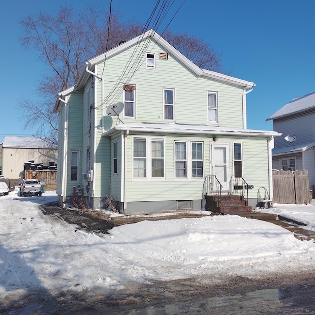 view of front of house