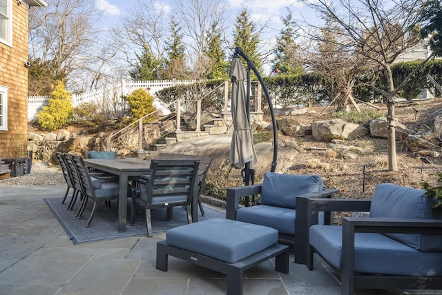 view of patio featuring outdoor lounge area