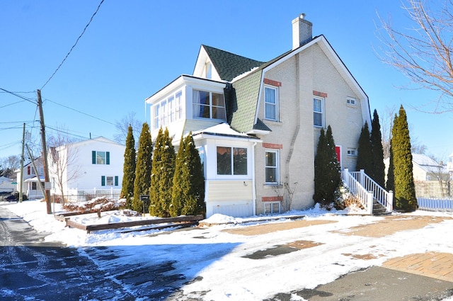 view of front property