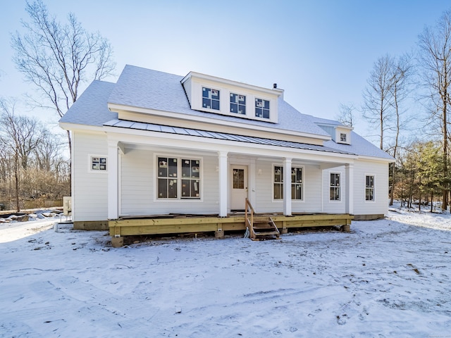 view of front of house featuring covered porch