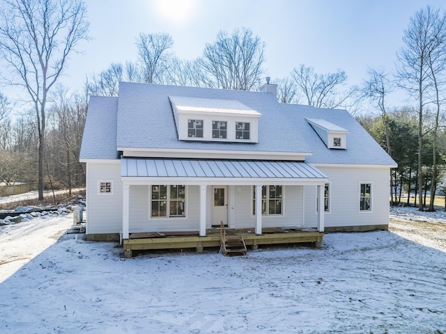 view of front of home featuring covered porch