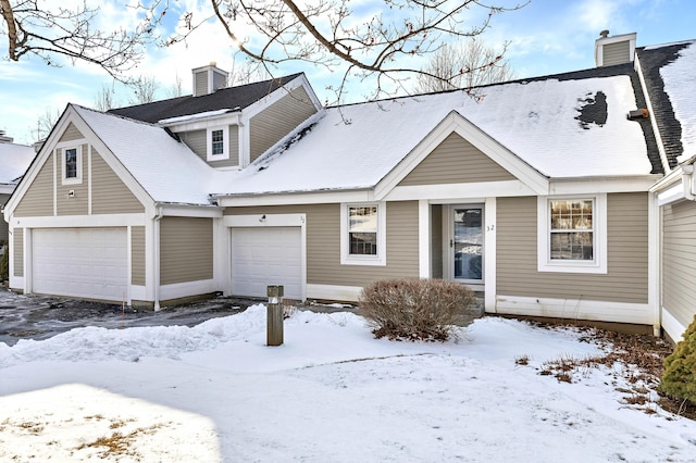 view of front facade with a garage