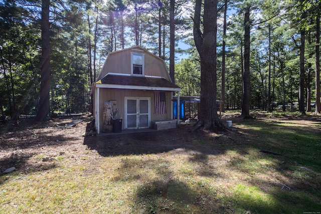 view of outbuilding