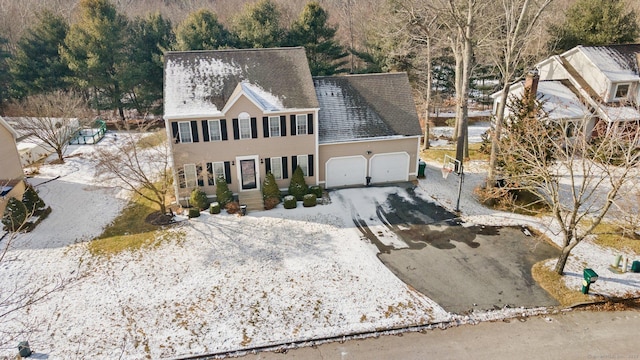 view of front of house featuring a garage