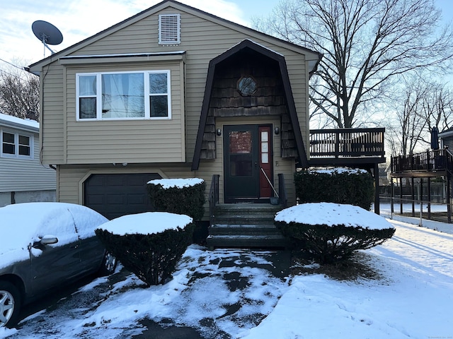 view of front of house with a garage